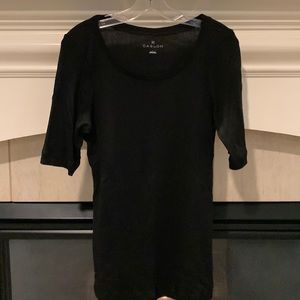 Caslon, t-shirt